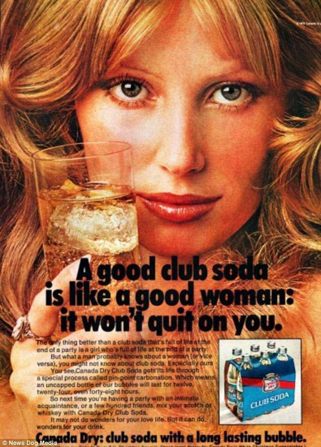 Club Soda의 광고는 음료가 다음과 같다고 암시합니다.