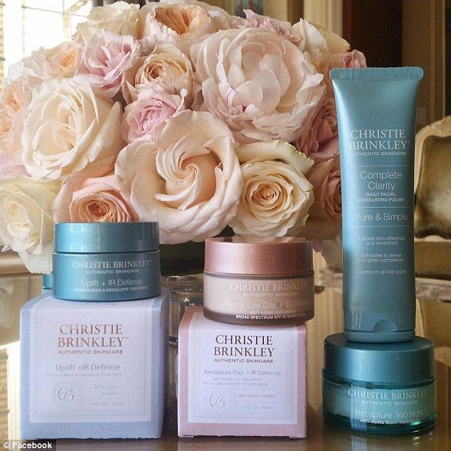 봄 출시: 8개 제품 라인인 Christie Brinkley Authentic Skincare는 3월 초에 HSN에서, 그리고 그 달 말에 Kohl