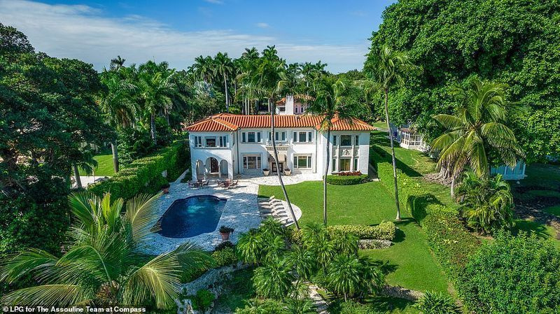 Njemački ovčar Gunther VI, pas multimilijunaš, prodaje svoju vilu u Miamiju vrijednu 31 milijun dolara koja je nekoć bila u vlasništvu Madonne A-lister (na slici)