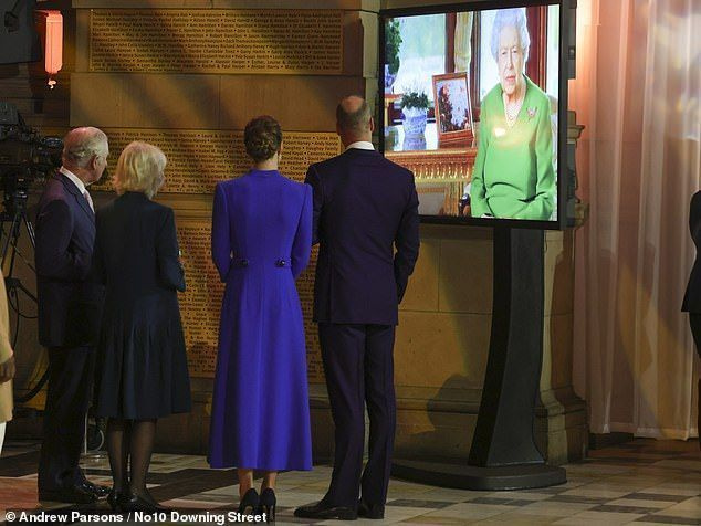 Током пријема, гости су чули како је краљица повикала светским лидерима који су присуствовали ЦОП26 позивајући их да раде заједно у