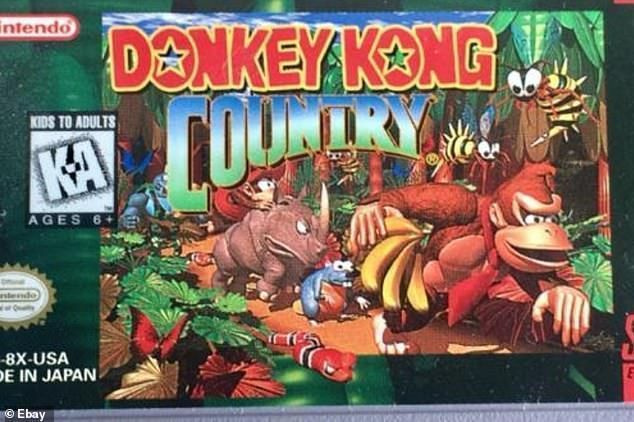 SNES용 Donkey Kong Country는 올해 eBay에서 가장 인기 있는 게임 중 하나이며 상자 없이 평균 £424입니다.