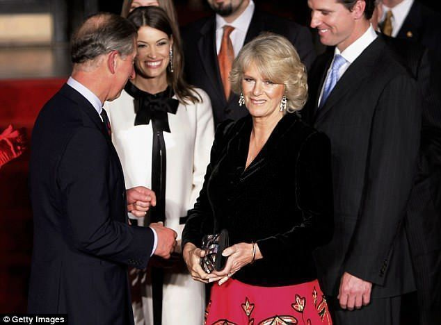 Kuninglik visiit: San Francisco esimese leedina tervitasid Kimberly ja tema endine abikaasa prints Charlesi ja tema abikaasa Camillat, Cornwalli hertsoginnat (pildil 2005)