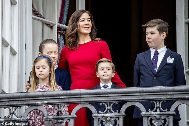 Princesa je nazadnje nosila obleko za družinsko srečanje v palači Amalienborg aprila 2018