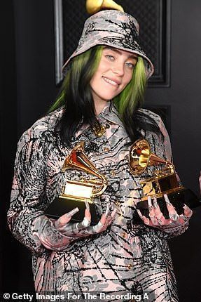 Double devoir: Billie Eilish a remporté le plus grand honneur de la soirée, Record Of The Year, pour Everything I Wanted