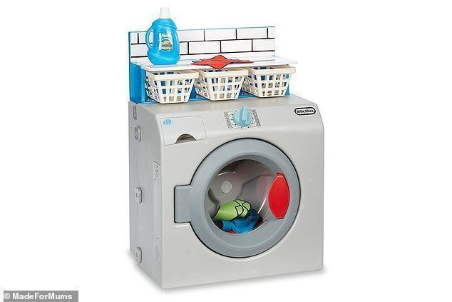 La première laveuse/sécheuse Little Tikes est un jouet interactif qui comporte des boutons rotatifs pour entendre les sons des cycles de lavage/séchage et comprend plus de 10 accessoires de lessive