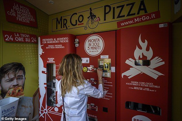 Mr Pizza Go masin saabus Rooma