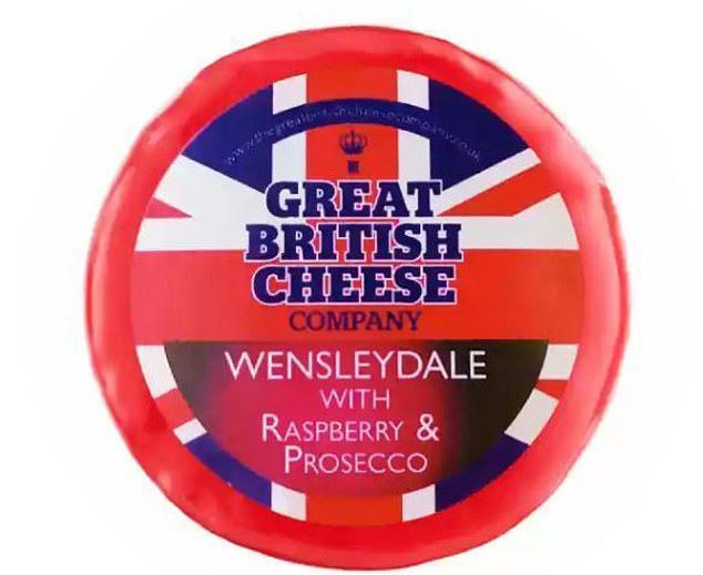 Helen은 Raspberry와 Prosecco를 곁들인 Great British Cheese Company Wensleydale(사진)이 단 것을 좋아하는 사람들에게 가장 적합하다고 말했습니다.